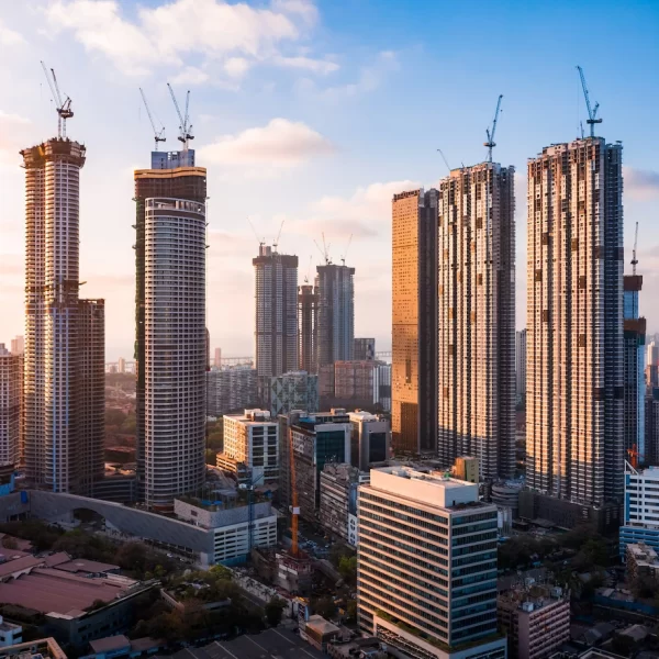 mumbai-skyline-skyscrapers-construction_469504-21